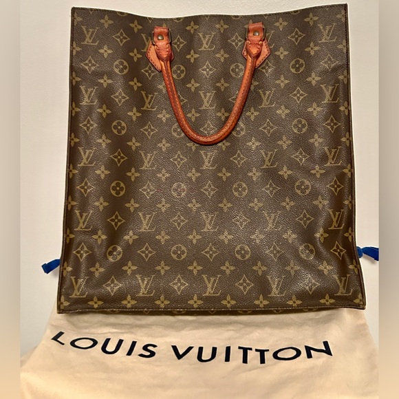 Louis Vuitton Sac Plat tote bag, a classic and versatile "flat bag" design. - Picture 2 of 16